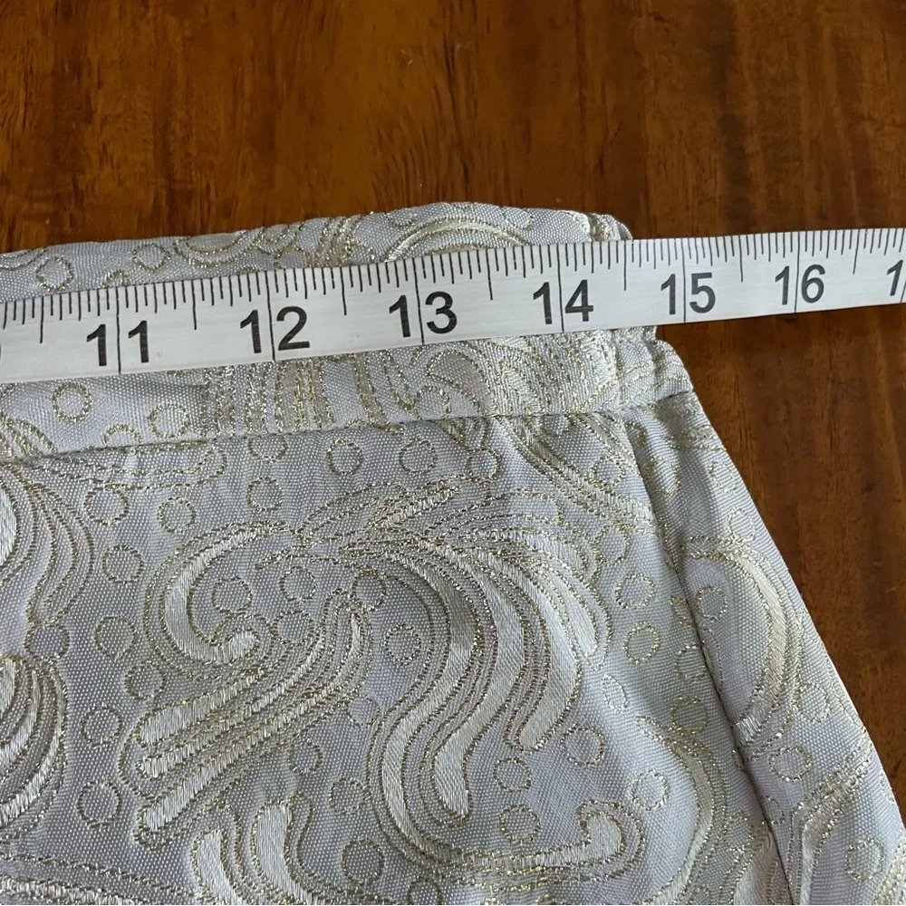 Stella Louise KB Vintage New Without Tag Silver Gold White Brocade Midi Skirt